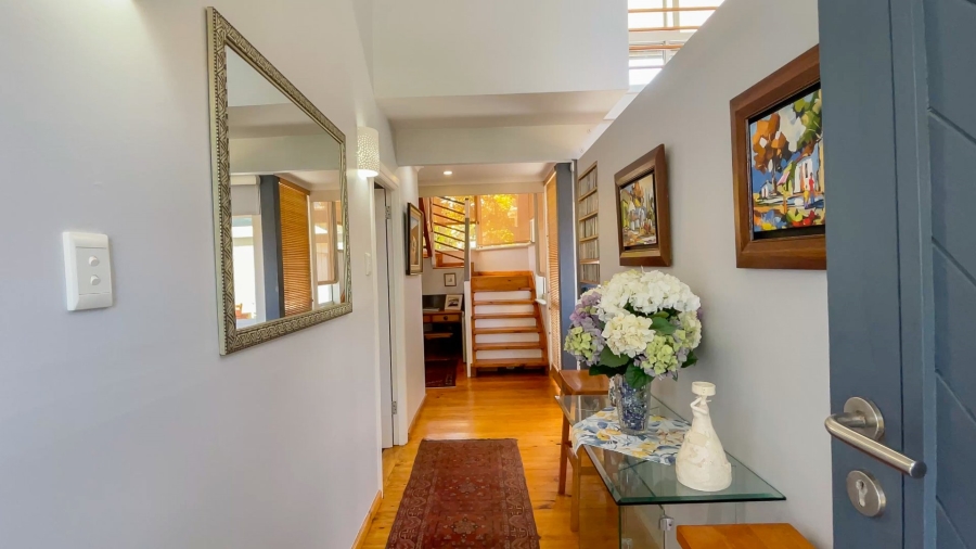 5 Bedroom Property for Sale in Hersham Western Cape